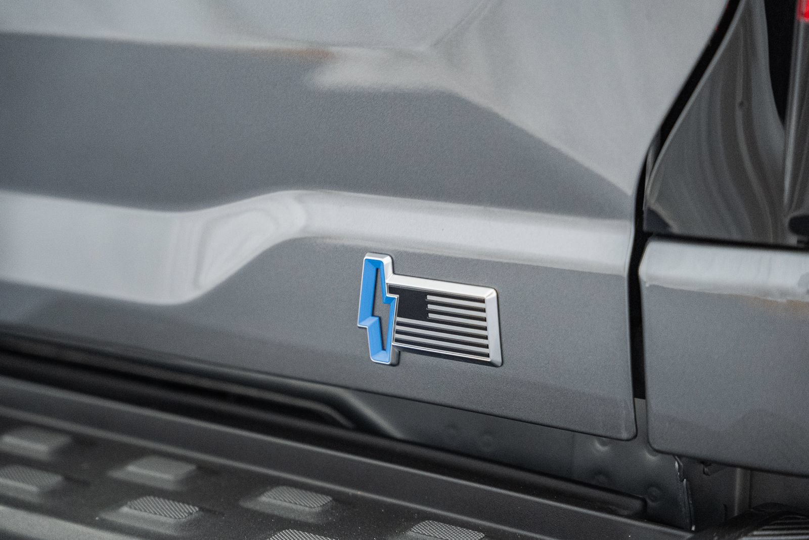 Certified 2025 Ford F150 Lightning Lariat AWD/4WD image 9