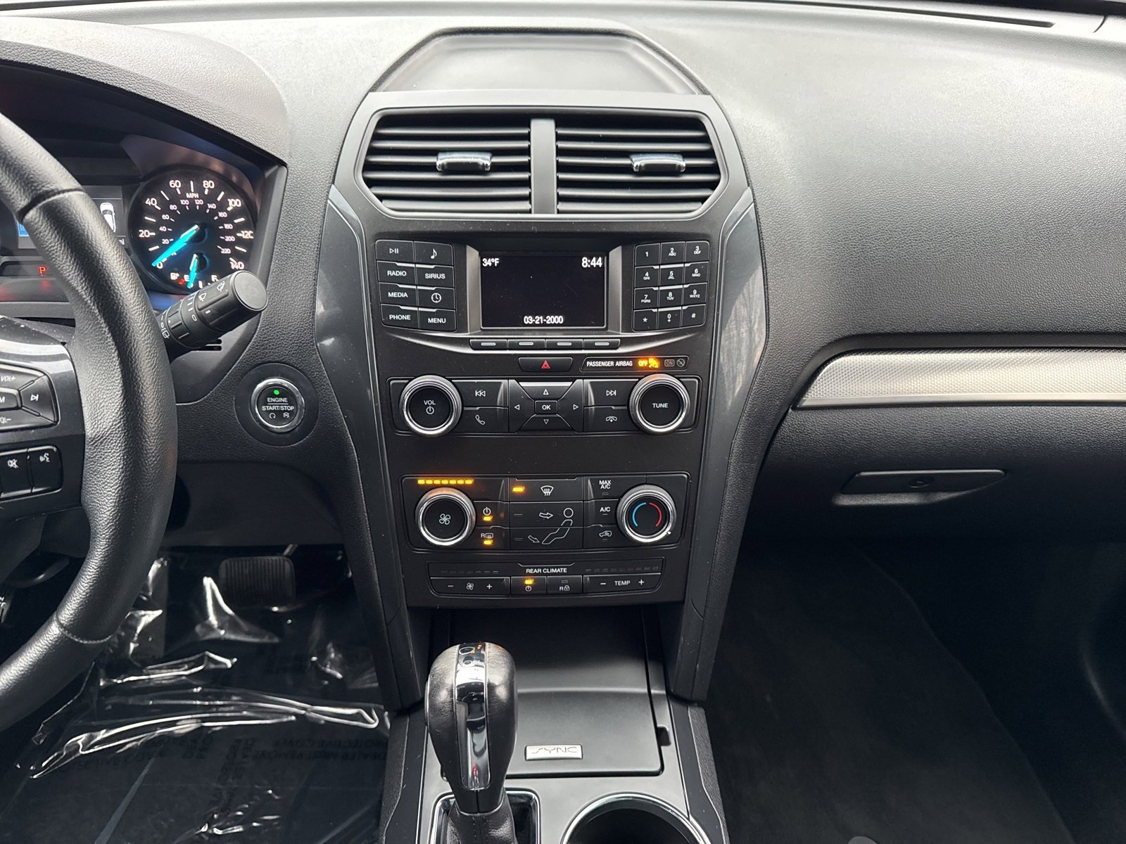 Certified 2019 Ford Explorer XLT image 32