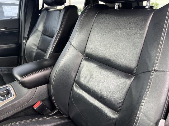 Used 2017 Jeep Grand Cherokee Limited AWD/4WD image 13