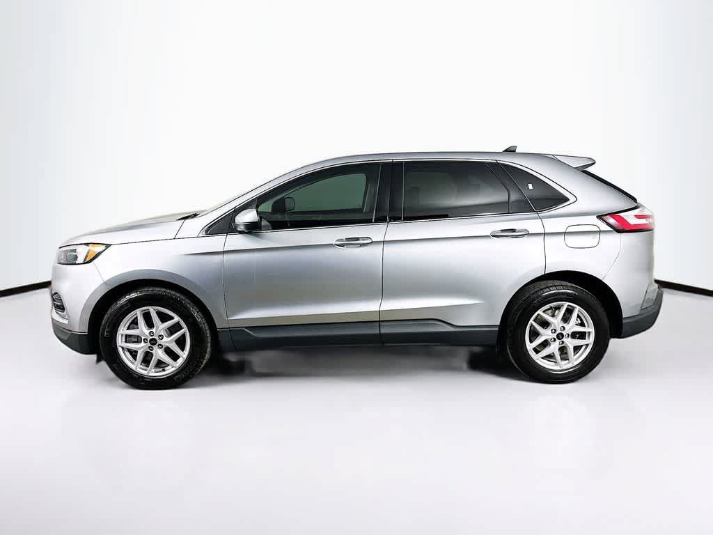 Certified 2023 Ford Edge SEL w/ Convenience Package AWD/4WD image 3