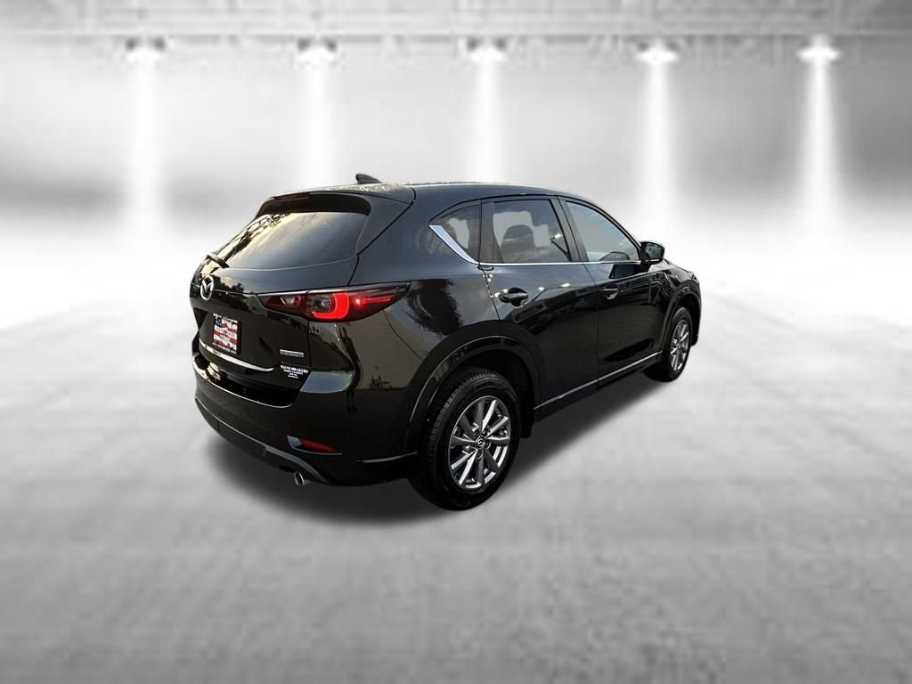 Used 2025 MAZDA CX-5 AWD 2.5 S w/ Preferred Package image 4