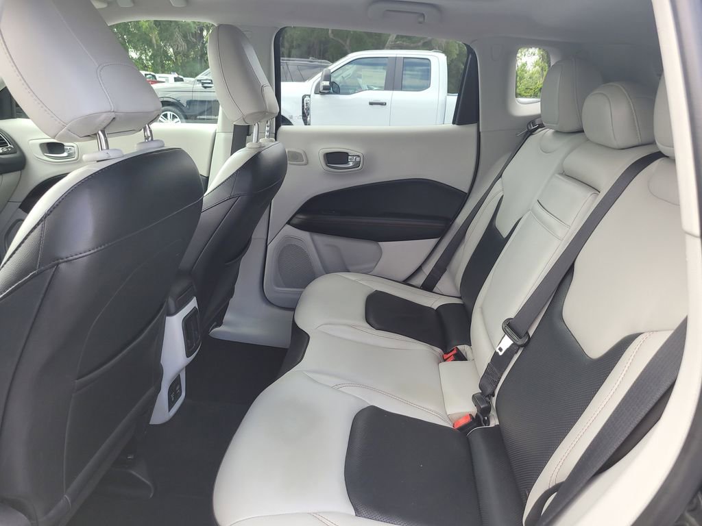 Used 2018 Jeep Compass Limited w/ Navigation Group image 11