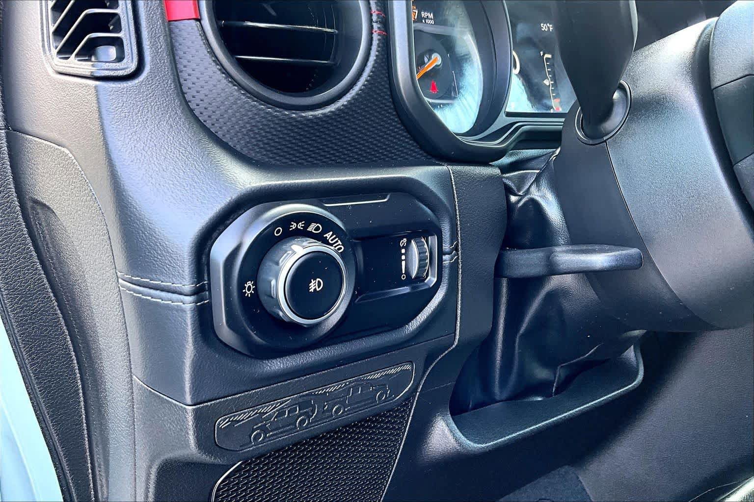 Used 2024 Jeep Wrangler Unlimited Rubicon AWD/4WD image 37