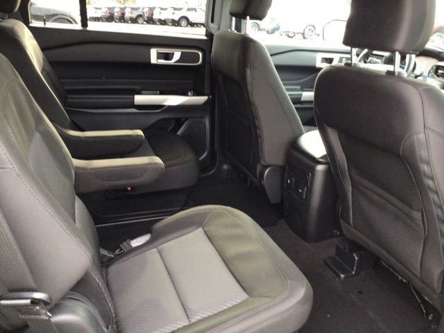 Certified 2023 Ford Explorer XLT w/ Class IV Trailer Tow Package image 19