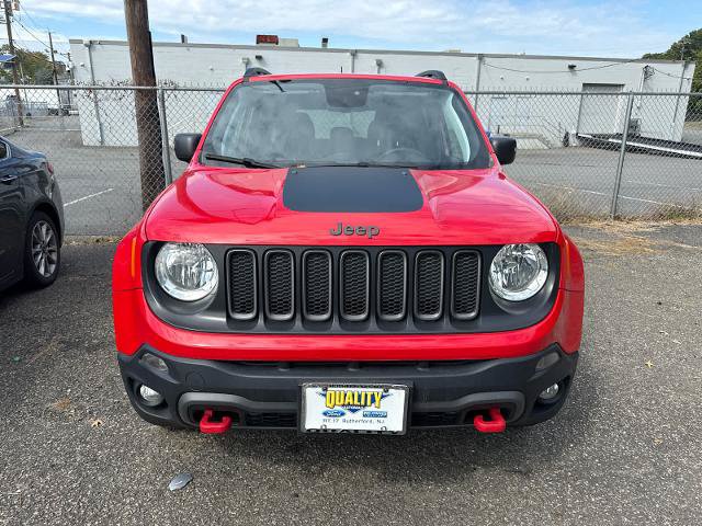 Used 2018 Jeep Renegade Trailhawk AWD/4WD image 2