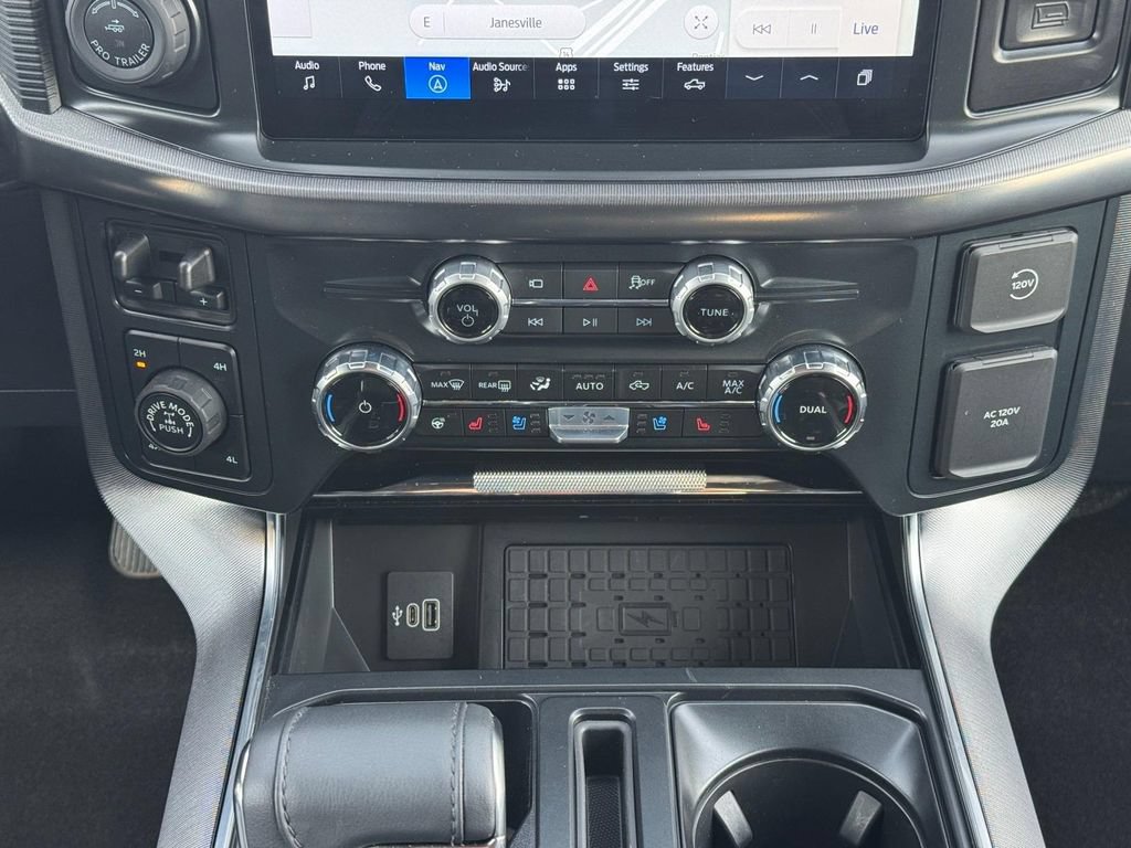 Certified 2025 Ford F150 Platinum w/ Equipment Group 702A High AWD/4WD image 16