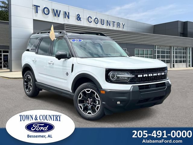 Certified 2025 Ford Bronco Sport Outer Banks w/ Outer Banks Tech Package+ AWD/4WD image 1