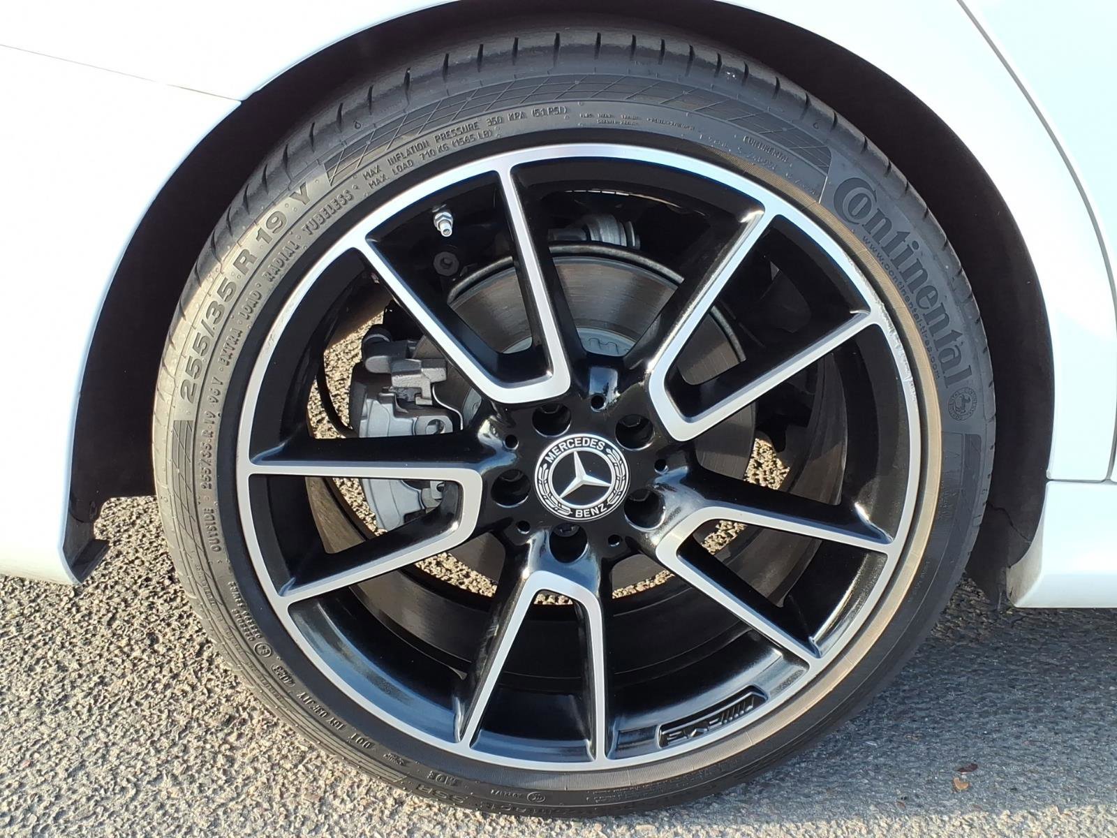 Used 2020 Mercedes-Benz C 300 Sedan image 9