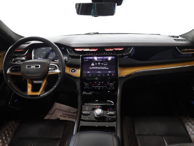 Used 2023 Jeep Grand Cherokee L Summit image 13