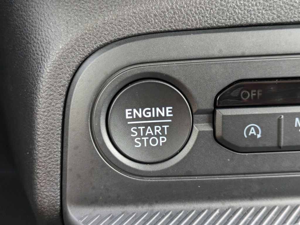 Certified 2025 Ford Bronco Sport Outer Banks w/ Outer Banks Tech Package+ AWD/4WD image 30