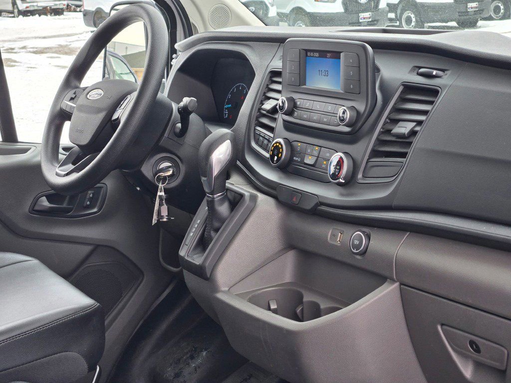 Certified 2022 Ford Transit 350 XL image 9