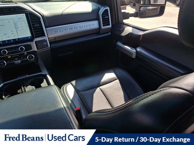 Certified 2022 Ford F350 Lariat w/ Black Appearance Package image 16