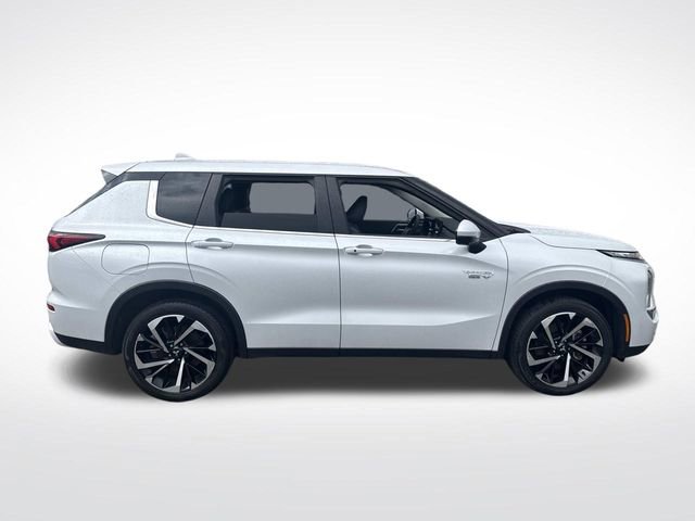 Used 2024 Mitsubishi Outlander 4WD Plug-In Hybrid image 10