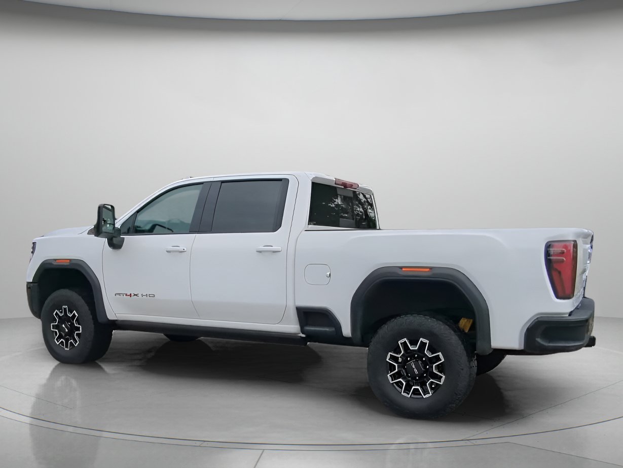 Used 2024 GMC Sierra 2500 AT4X AWD/4WD image 16