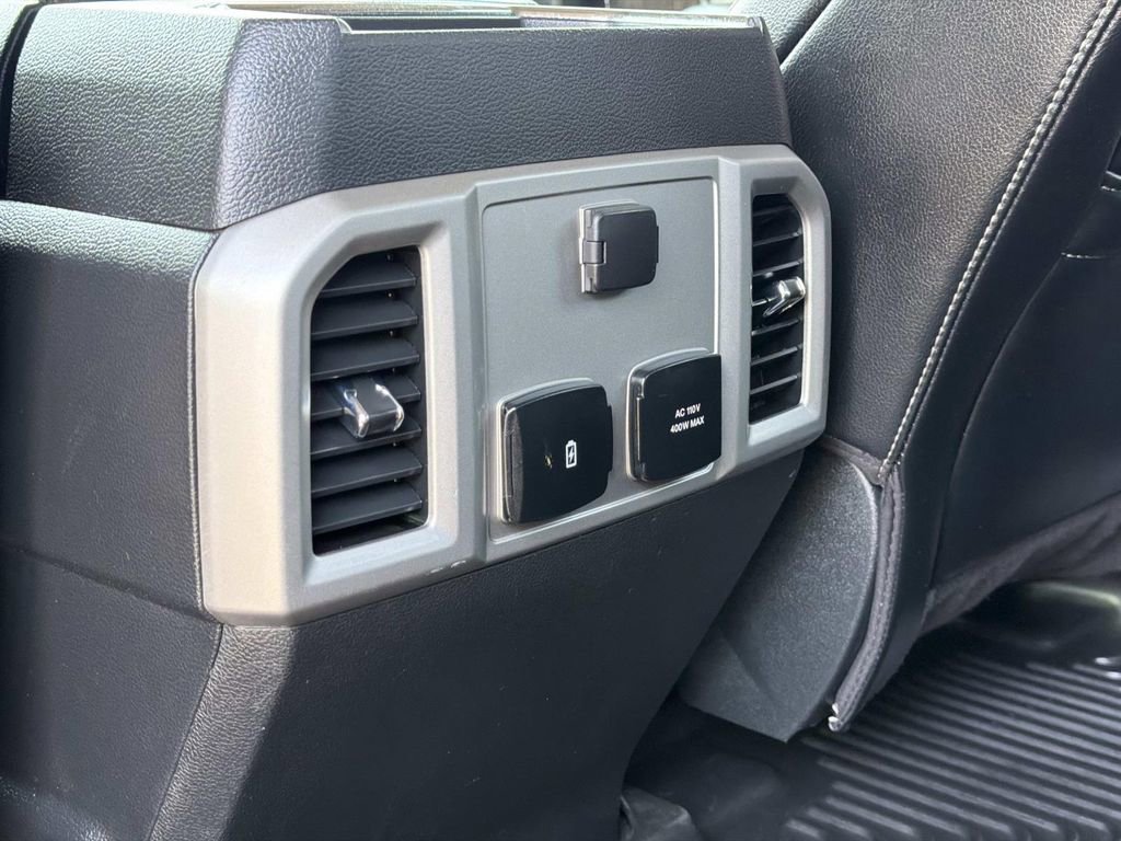 Certified 2020 Ford F250 Lariat w/ Lariat Value Package AWD/4WD image 17