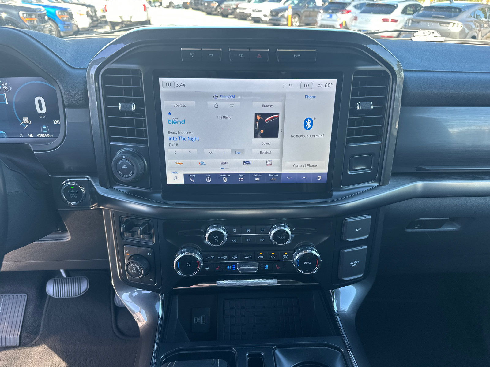 Certified 2023 Ford F150 Lariat w/ Equipment Group 502A High AWD/4WD image 27