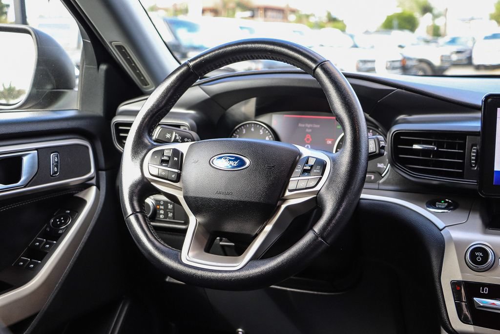 Certified 2021 Ford Explorer XLT AWD/4WD image 19