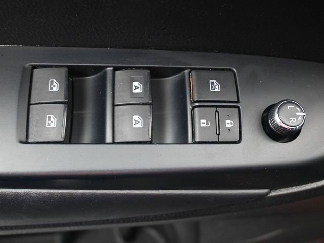 Used 2019 Toyota Highlander SE AWD/4WD image 7