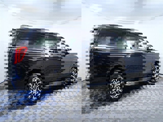 Certified 2025 Ford Expedition Max Active image 4