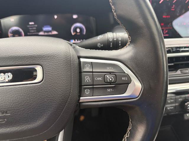 Used 2022 Jeep Compass High Altitude AWD/4WD image 35