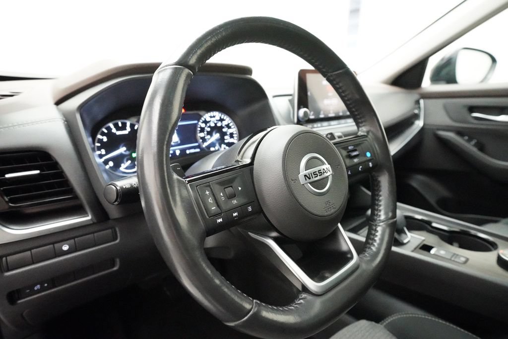 Used 2021 Nissan Rogue SV AWD/4WD image 8