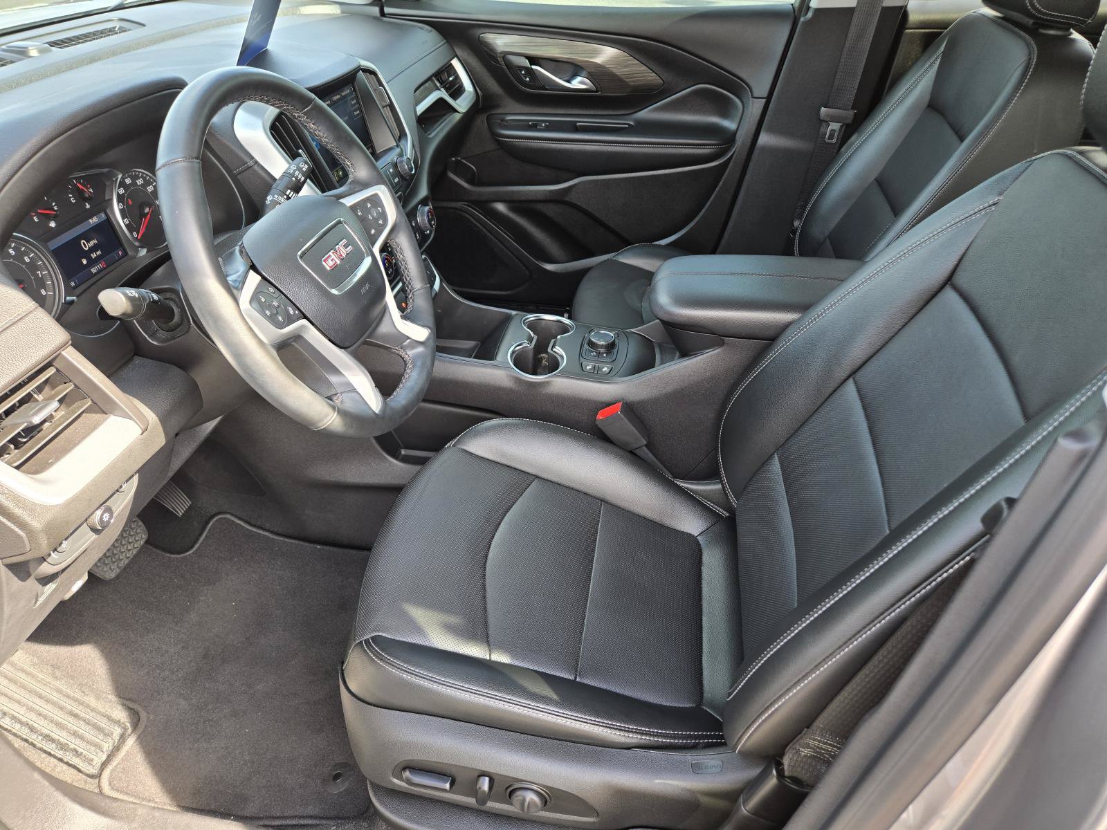 Used 2024 GMC Terrain SLT w/ Elevation Edition FWD image 17
