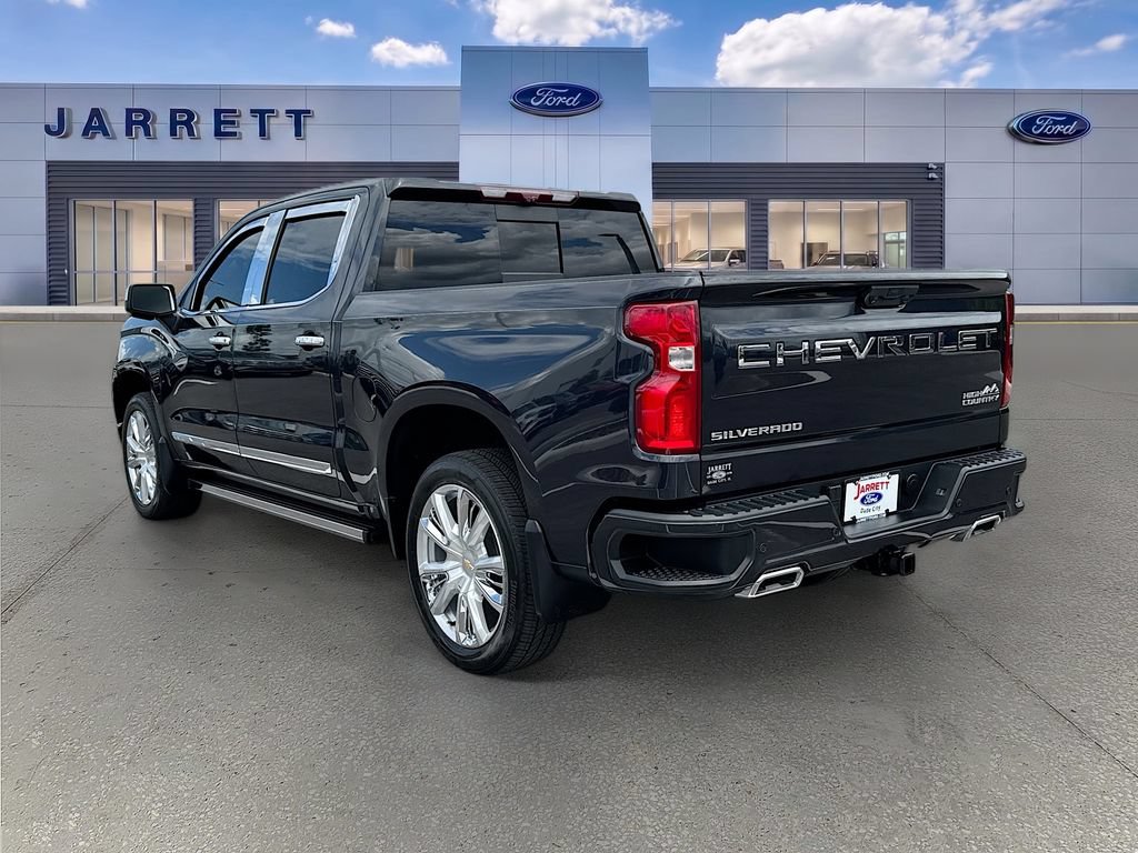 Used 2023 Chevrolet Silverado 1500 High Country w/ Technology Package AWD/4WD image 5