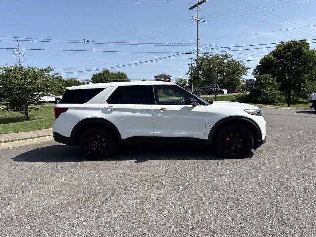 Certified 2022 Ford Explorer ST w/ Equipment Group 401A AWD/4WD image 4
