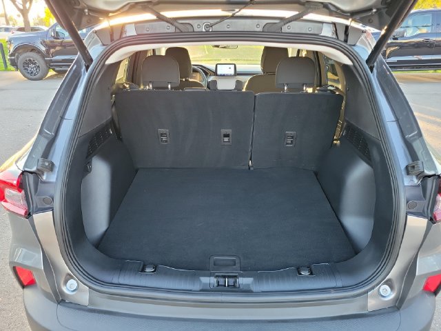 Certified 2023 Ford Escape Active AWD/4WD image 32