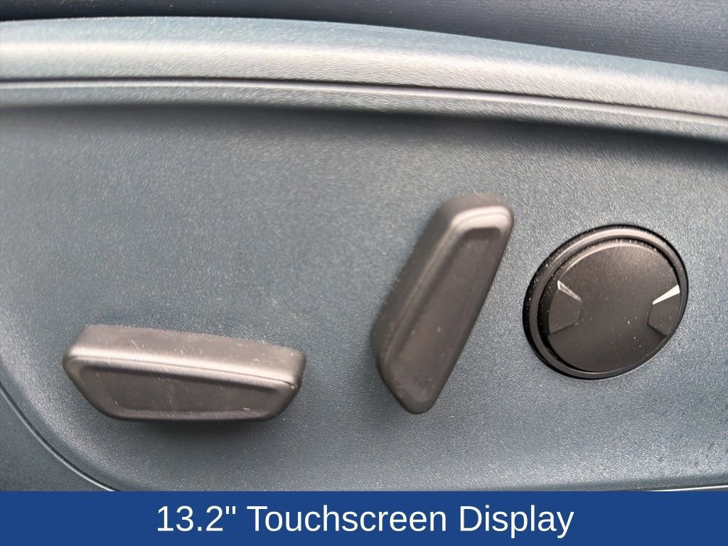 Certified 2025 Ford Maverick Lariat image 12