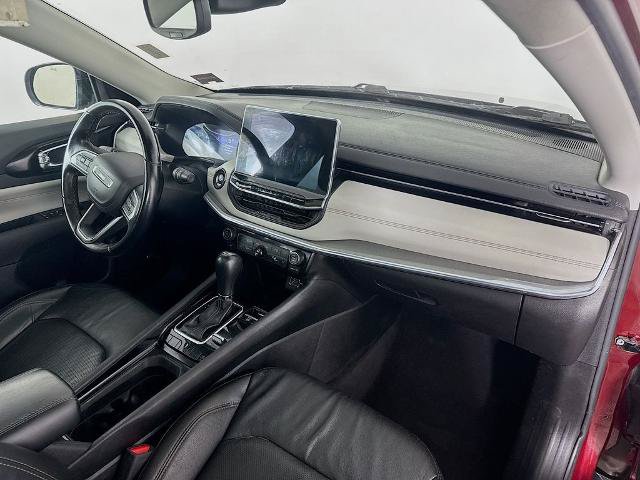 Used 2022 Jeep Compass Limited w/ Sun and Sound Group AWD/4WD image 28