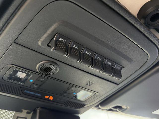 Certified 2024 Ford Bronco Black Diamond AWD/4WD image 28