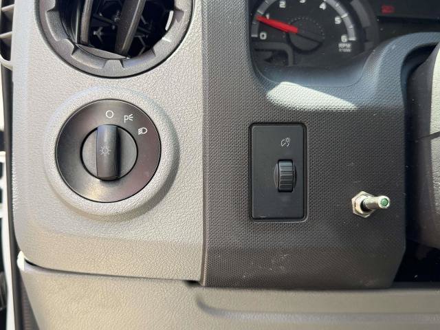 Certified 2017 Ford E-350 and Econoline 350 Super Duty w/ Power Windows & Locks Group RWD image 13