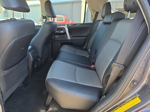 Used 2022 Toyota 4Runner SR5 Premium w/ Moonroof Package AWD/4WD image 17