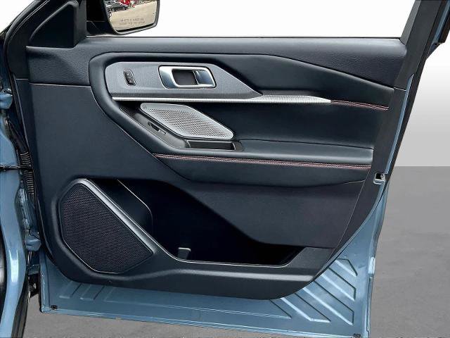 Certified 2025 Ford Explorer ST AWD/4WD image 31