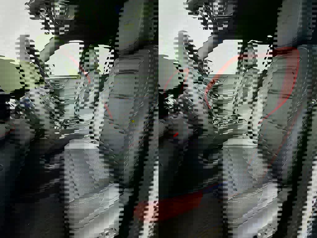 Used 2025 Chevrolet Equinox RS w/ Safety and Technology Package image 15