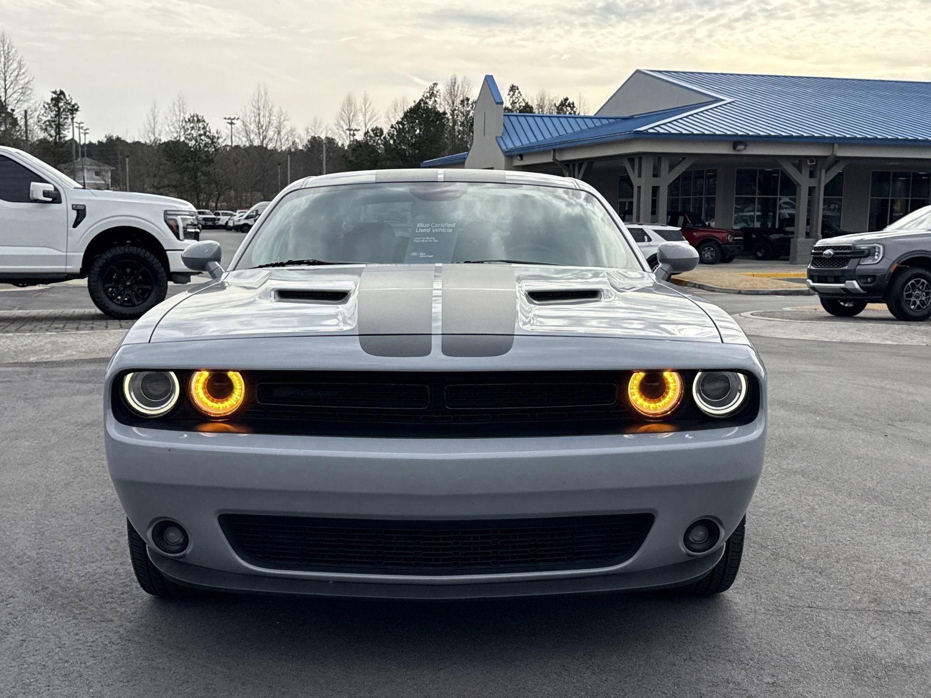Used 2022 Dodge Challenger SXT w/ Blacktop Package image 8