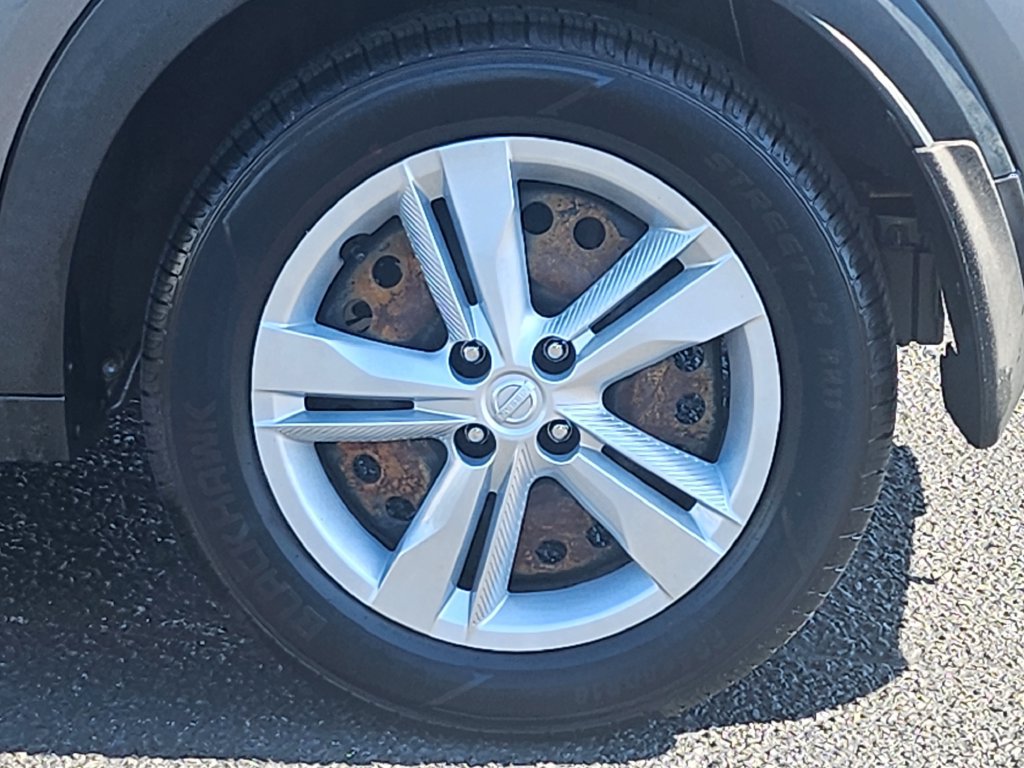 Used 2022 Nissan Kicks S FWD image 14