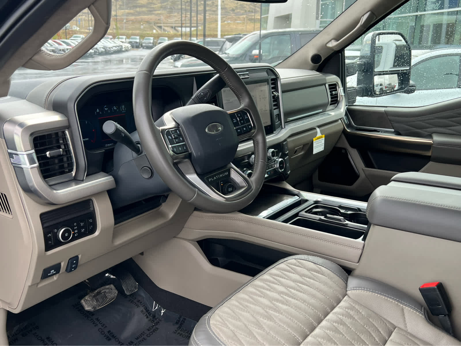 Certified 2025 Ford F450 Platinum w/ Platinum Plus Package AWD/4WD image 31