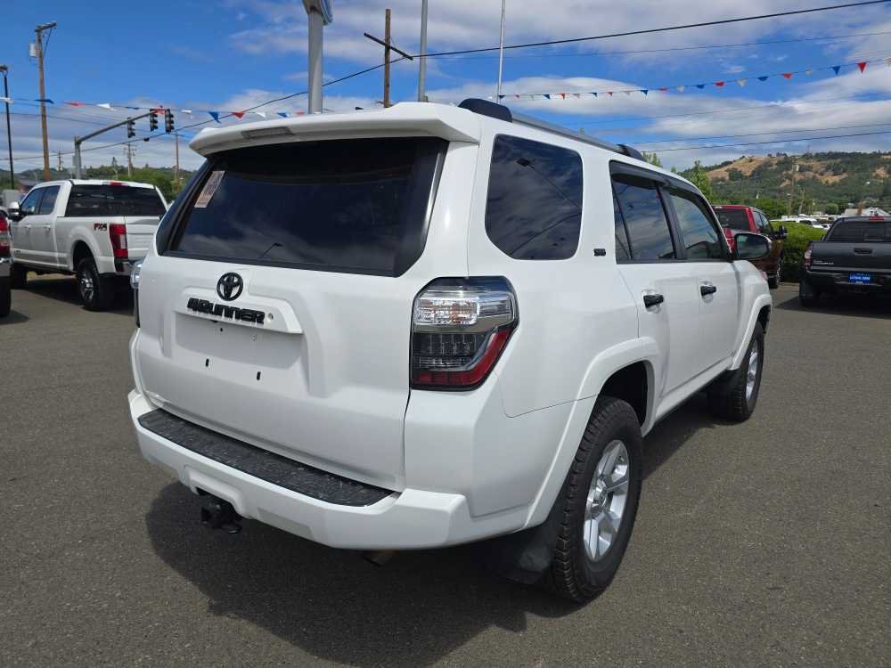Used 2019 Toyota 4Runner SR5 Premium AWD/4WD image 10