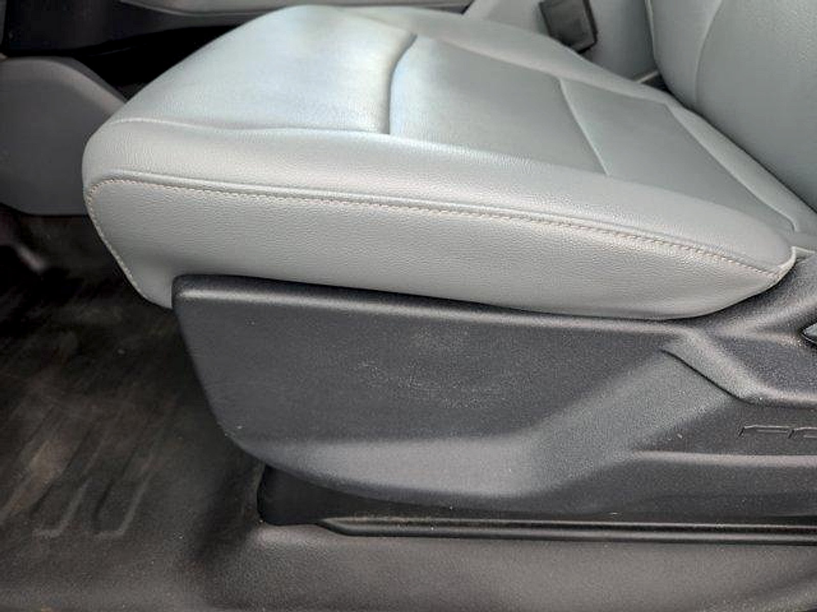 Certified 2025 Ford F150 Lightning Pro AWD/4WD image 12