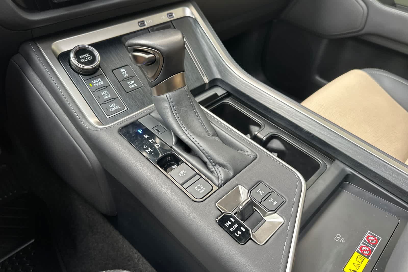 Used 2024 Lexus GX 550 AWD/4WD image 21