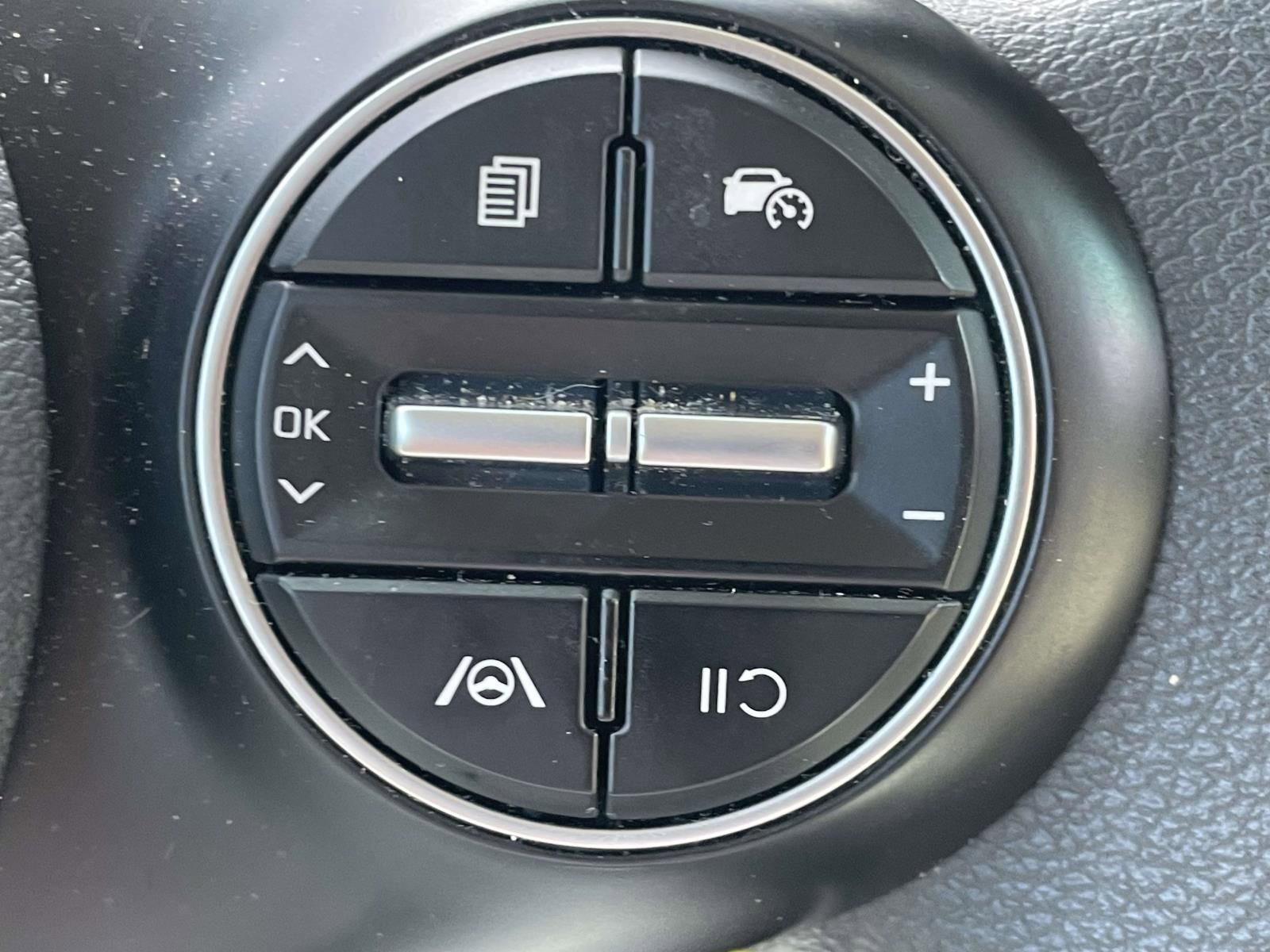 Used 2024 Kia Soul LX w/ Option Group 015 FWD image 24