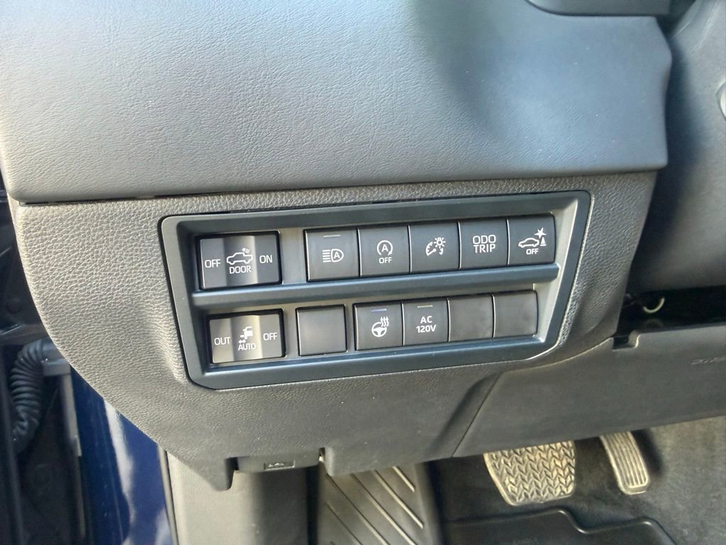 Used 2022 Toyota Tundra Platinum w/ Advanced Package image 14