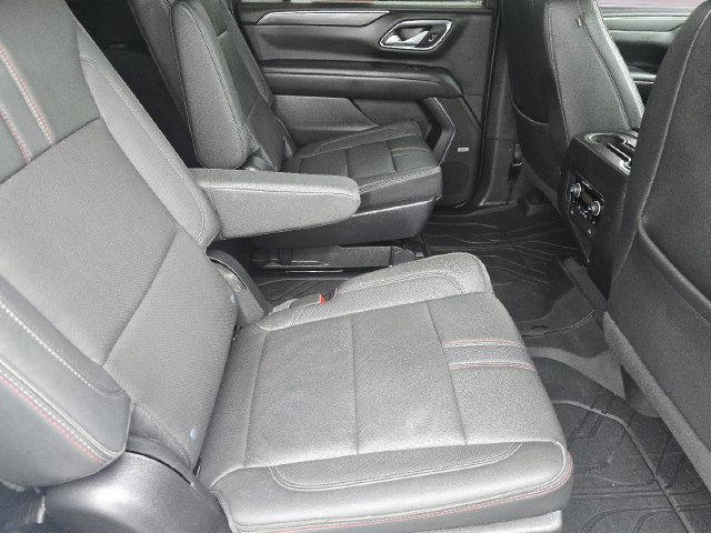Used 2022 Chevrolet Suburban RST w/ Luxury Package AWD/4WD image 20