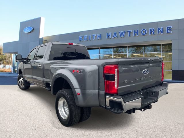 Certified 2025 Ford F350 Lariat w/ Lariat Ultimate Package AWD/4WD image 4