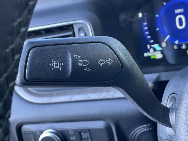 Certified 2022 Ford Explorer Platinum w/ Equipment Group 601A image 25