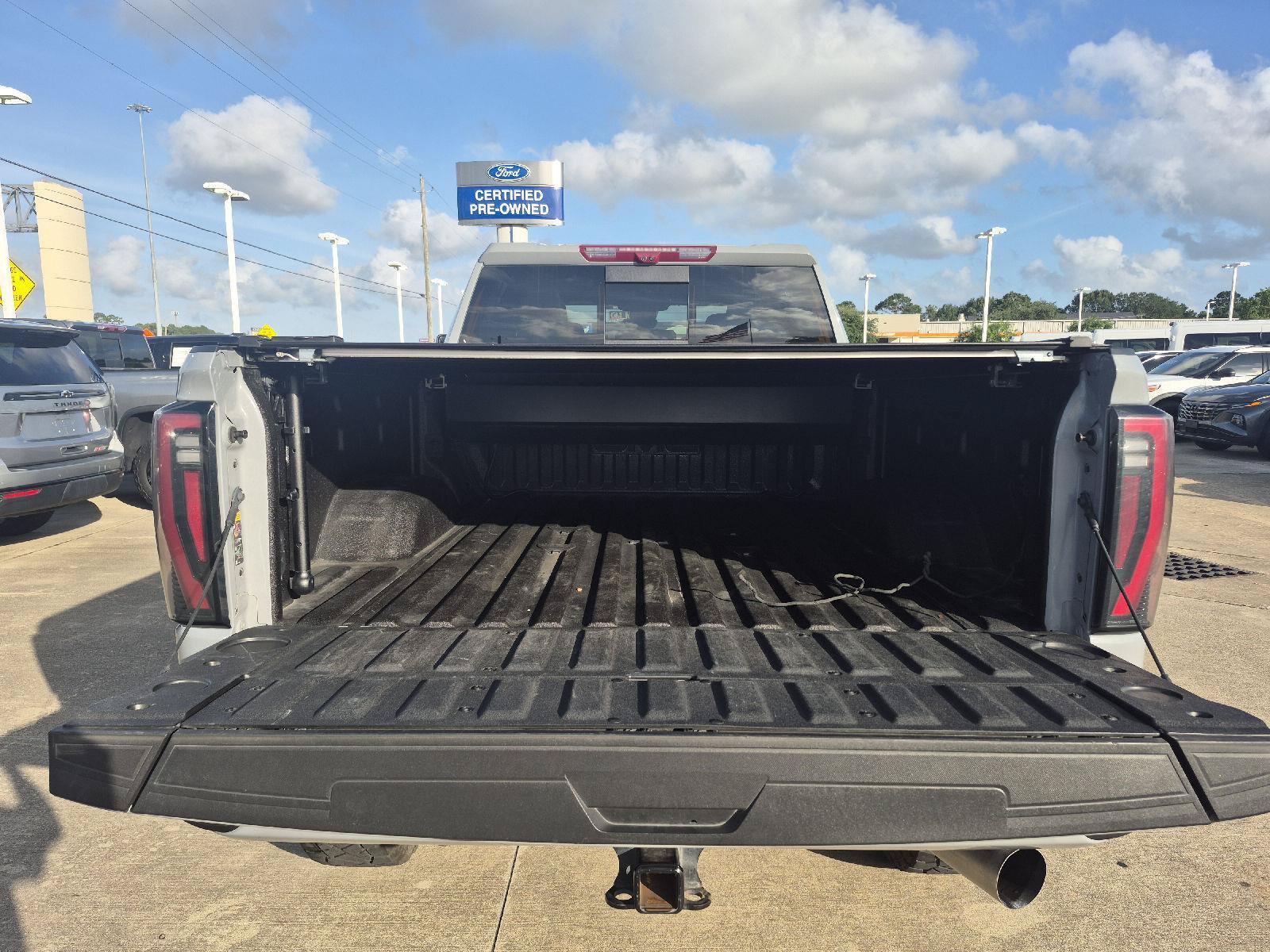 Used 2025 GMC Sierra 2500 AT4 w/ AT4 Premium Plus Package AWD/4WD image 13