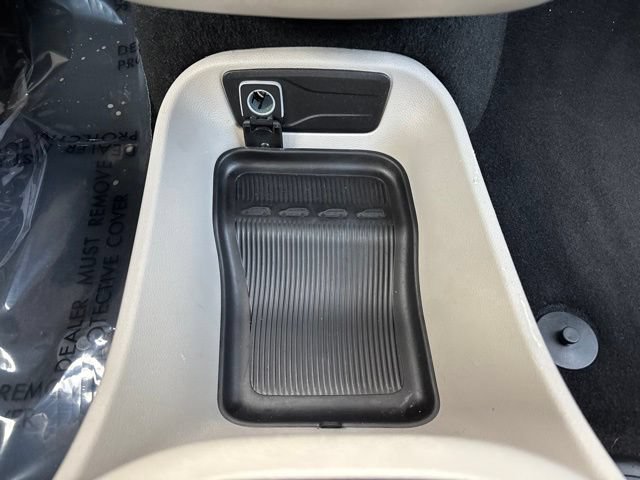 Used 2024 Chrysler Pacifica Limited FWD image 26