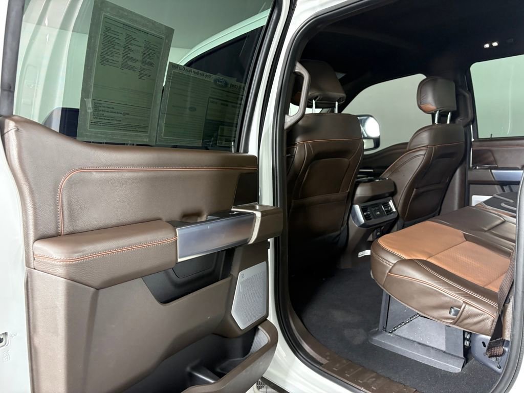 Certified 2025 Ford F450 King Ranch w/ FX4 Off-Road Package image 29